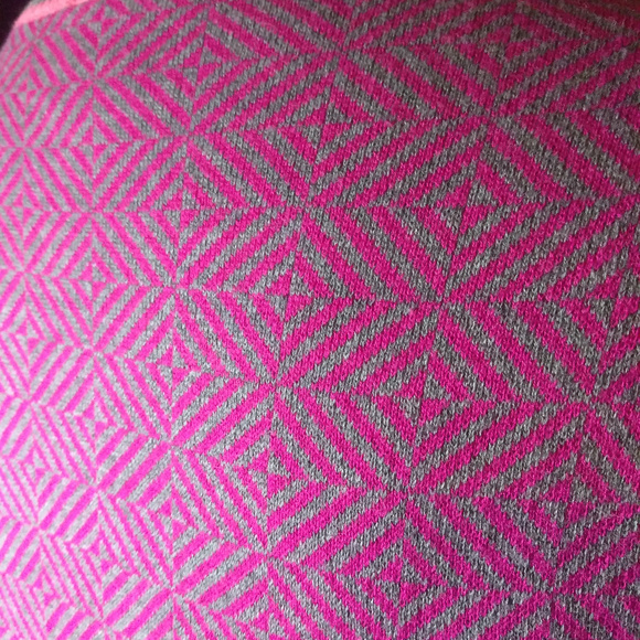 Sooo Pretty cabi fall 2015 Meg Cardigan NWOT ♥ - Picture 5 of 8